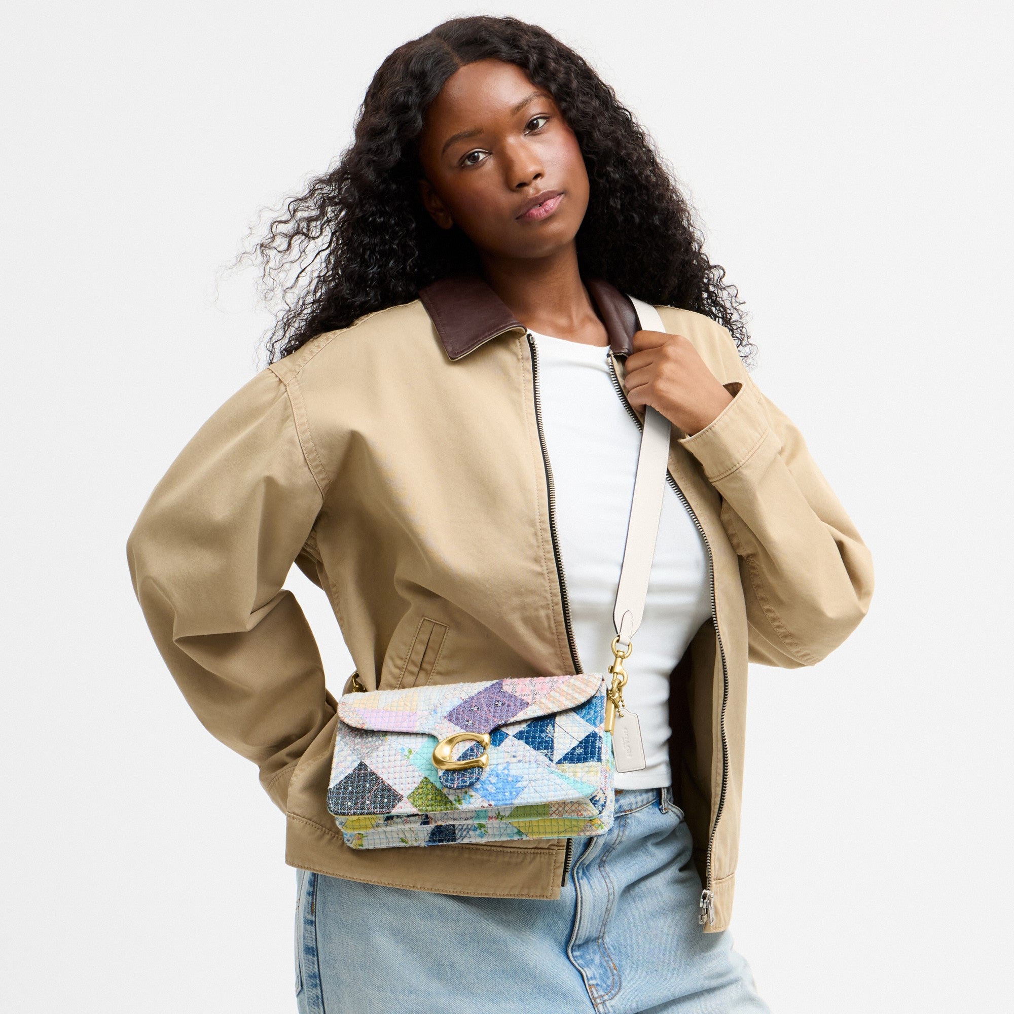 Tabby Shoulder Bag 26 With American Craft Quilting