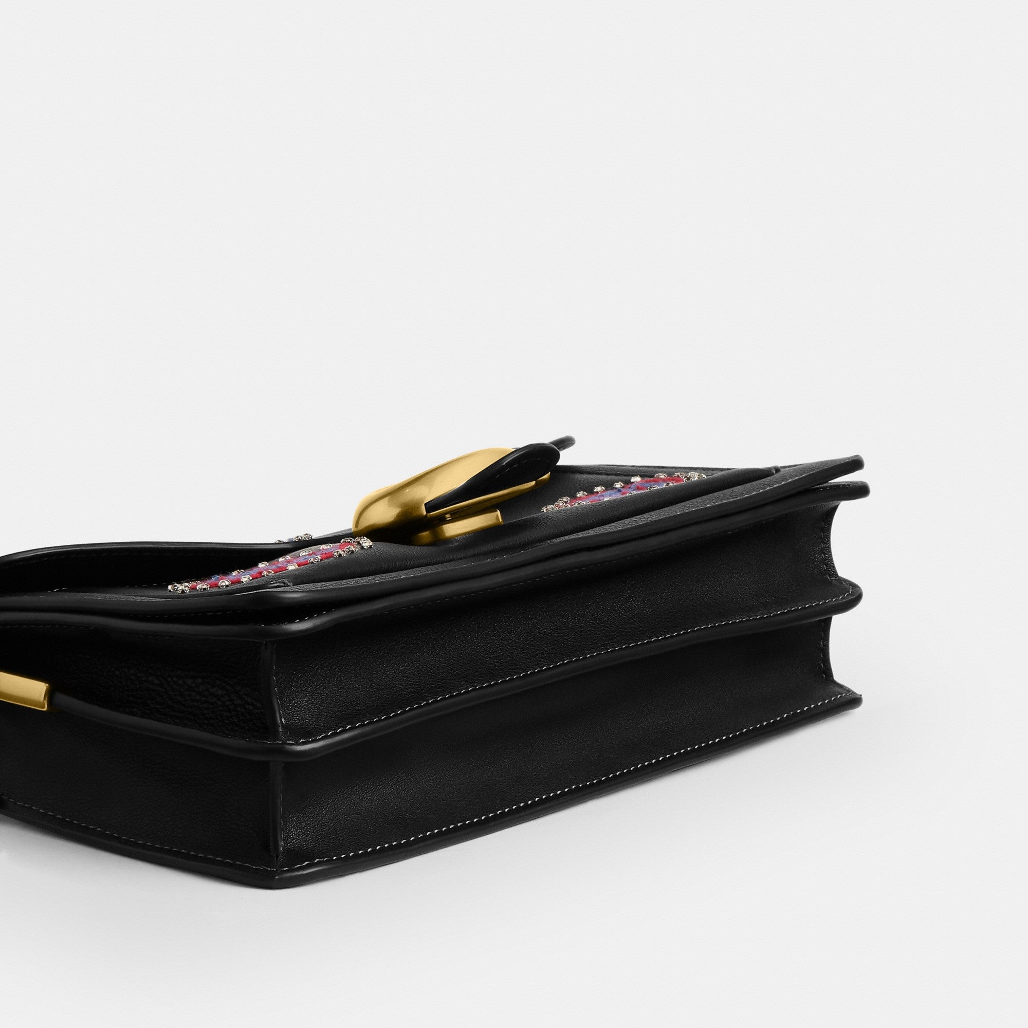 Tabby Shoulder Bag 26 With Embroidered Americana
